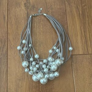 Gorgeous pearl necklace